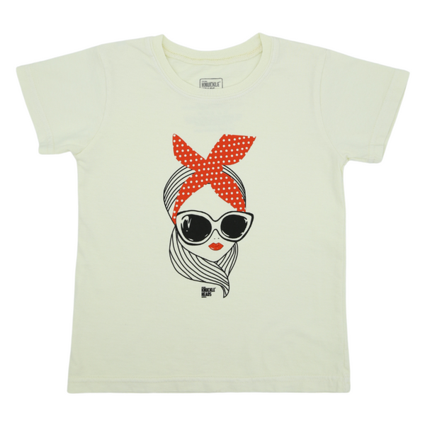 Image of Off-White Kids T-Shirt with Stylish Female Design: A fashionable and versatile addition to kids' wardrobes. This off-white-colored t-shirt features a captivating image of a stylish female adorned with red lipstick and sunglasses. Keep your child's style on point with this unique shirt, perfect for adding a touch of personality to their outfits. 